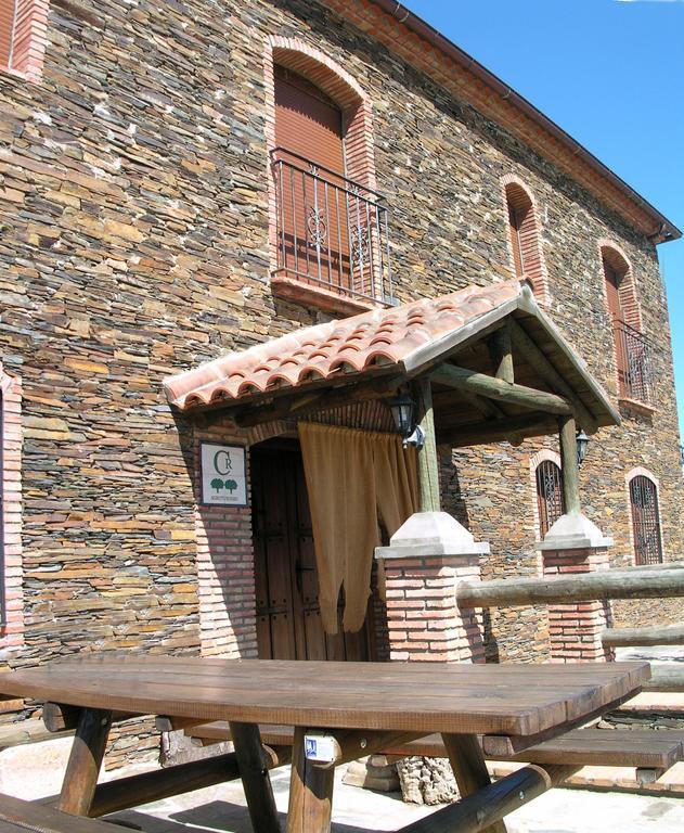 Casa Rural Pena Falcon Torrejón el Rubio Kültér fotó