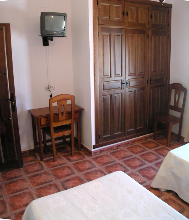 Casa Rural Pena Falcon Torrejón el Rubio Kültér fotó