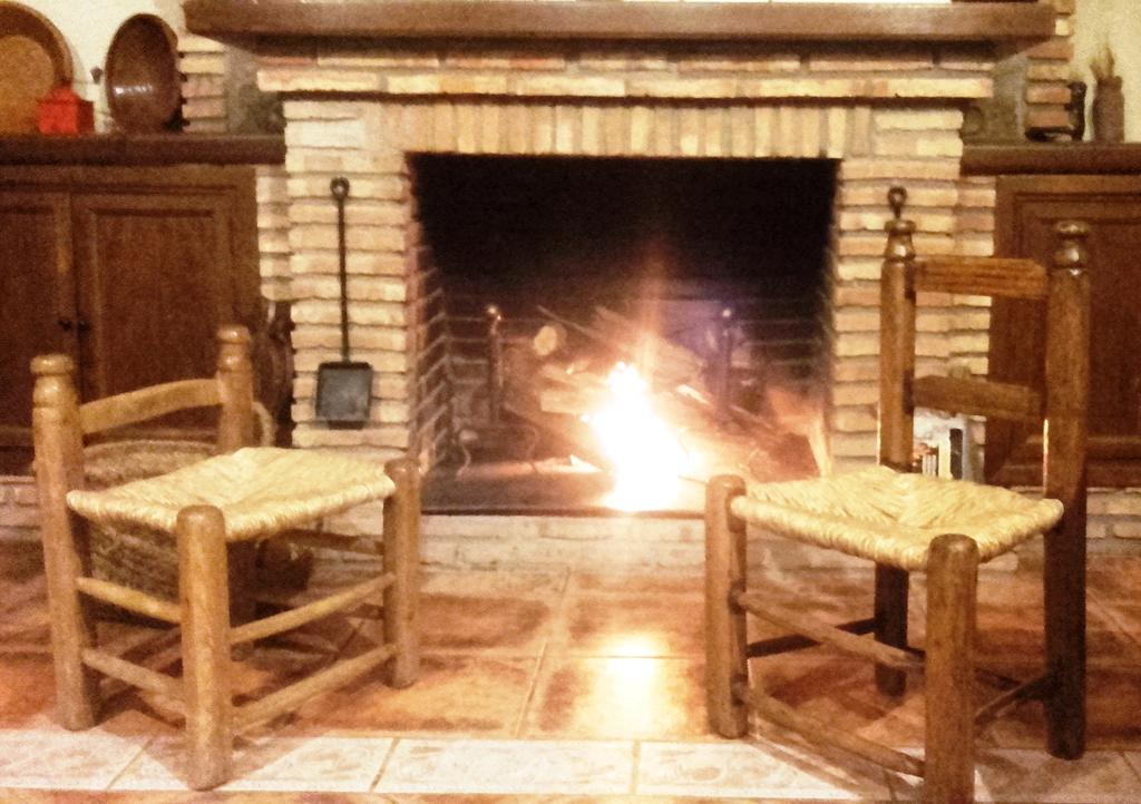 Casa Rural Pena Falcon Torrejón el Rubio Kültér fotó