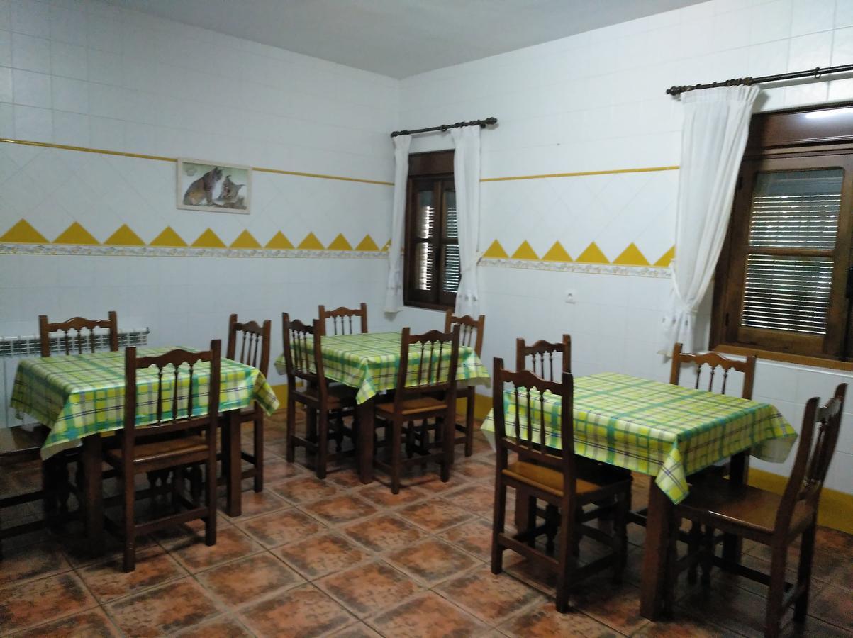 Casa Rural Pena Falcon Torrejón el Rubio Kültér fotó